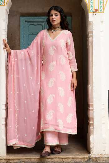 Karaj Jaipur Hand Embroidered Kurta Set 
