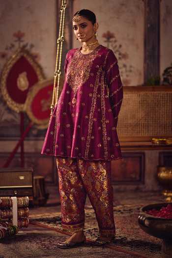 Reeti Arneja Rani Rang Kheem Kurta & Salwar Set 