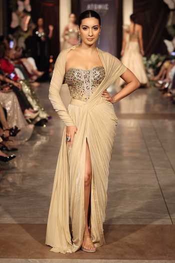 Basanti Kapde aur Koffee Embellished Corset & Pre-Draped Saree Set 