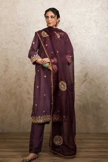 Gulabo Jaipur Reeha Embroidered Straight Kurta Set 