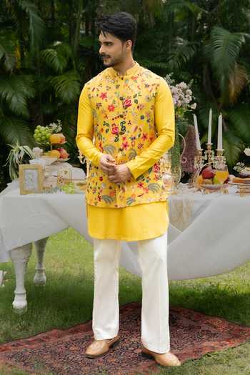 PAARSH The Vasant Mosaic Embroidered Bundi Kurta Set 