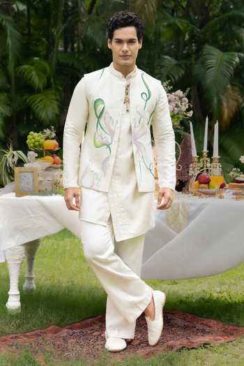 PAARSH Chivar Pattern Bundi Kurta Set 