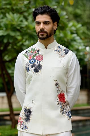 Sahil Kochhar Kratigya Embroidered Bundi 