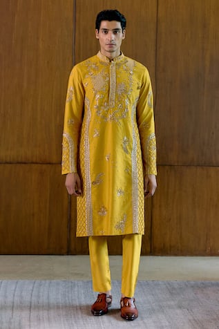 Sahil Kochhar Vitharv Embroidered Kurta Set 