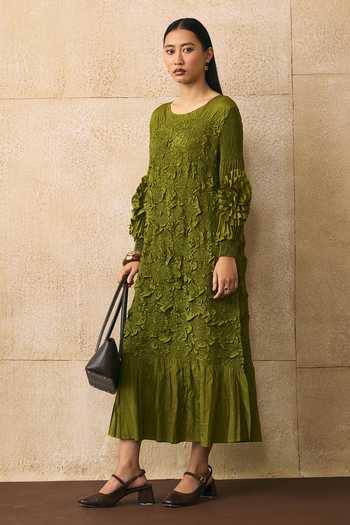 Pleats By Aruni Vallia Textued Pattern Dress 