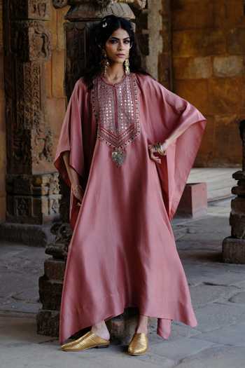 JAYANTI REDDY Sara Zardosi Embellished Kaftan 