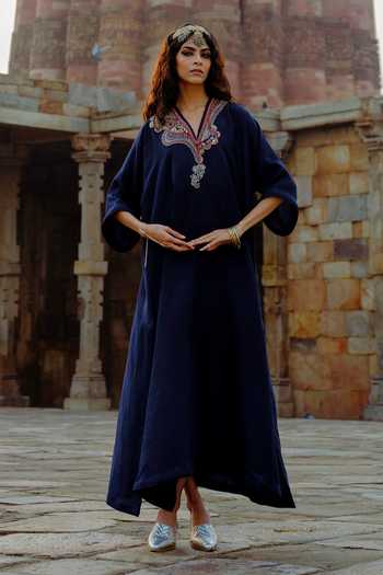 JAYANTI REDDY Nila Zardosi Silk Kaftan 