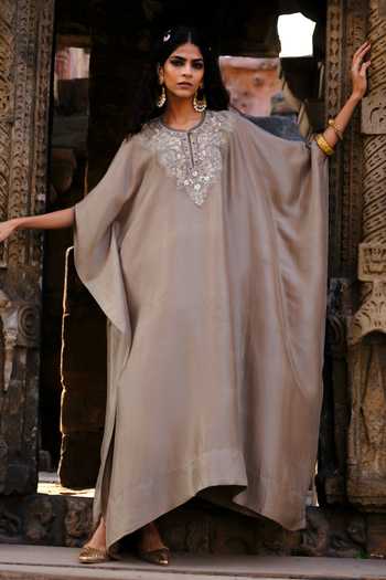 JAYANTI REDDY Akira Silk Kaftan 