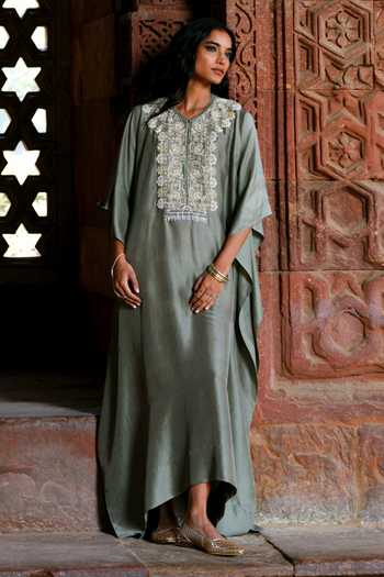 JAYANTI REDDY Zuri Zardosi Embroidered Silk Kaftan  