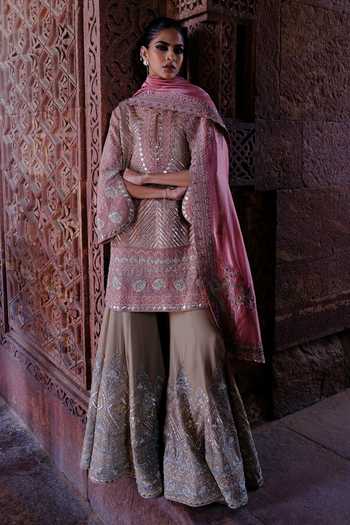 JAYANTI REDDY Misha Embroidered Silk Kurta Set 