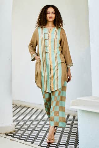 Basil Leaf Printed Linen Kurta & Pant Set 