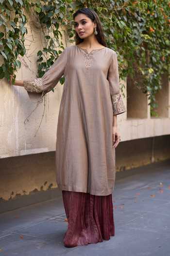 Sarang Kaur Mehrab Embroidered Back Kurta & Skirt Set 