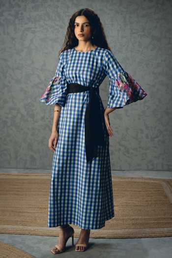 Paulmi And Harsh Yutori Checkered Dress 