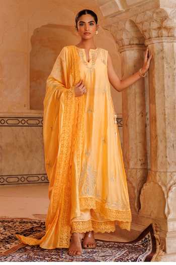 Bannhi By Priyanka Rathore Chanderi Embroidered Kurta Set 