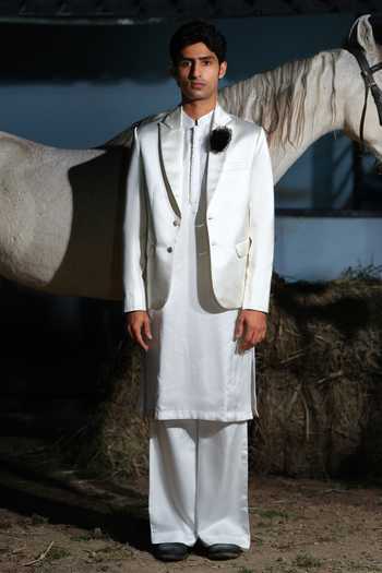 House Of Koa Eon Blazer & Kurta Set 