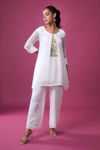 Khwaab By Sanjana Lakhani Placed Embroidered Kurta & Pant Set 