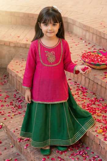 Petite Pomme Paisley Embroidered Kurta & Lehenga Set 