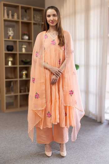ASRUMO Embroidered Kurta Set 