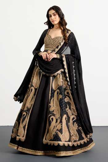 RI.Ritu Kumar Paisley Print Anarkali Skirt Set 