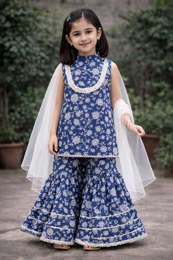 Pankhuri By Priyanka Printed Kurta Set 