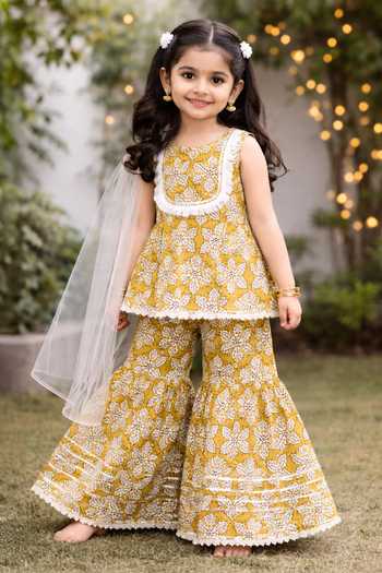 Pankhuri By Priyanka Printed Kurta Sharara Set 