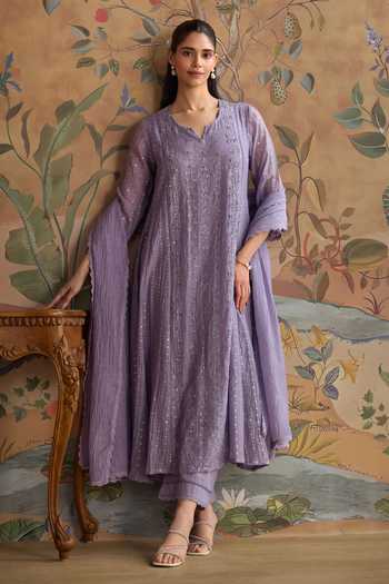 Kritika Dawar Saanjh Embroidered Kurta & Pant Set 