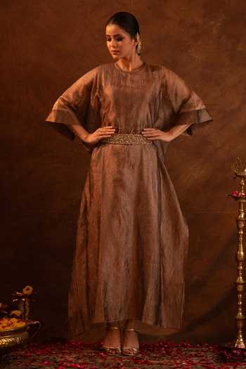 Eraaya by Ratika J Crinkled Kaftan Set 
