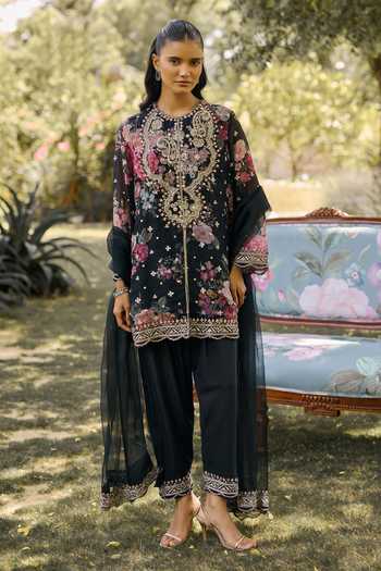Ridhi Mehra Celeste Print Kurta Set 