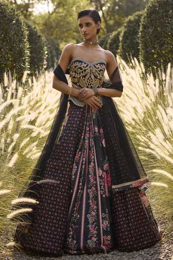 Ridhi Mehra Midnight Print Lehenga Set 