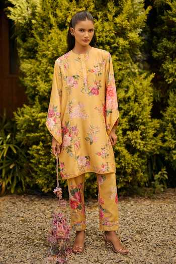 Ridhi Mehra Floral Print Kurta & Pant Set 