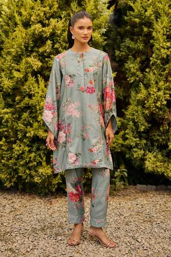 Ridhi Mehra Sage Green Floral Print Kurta With Pant 