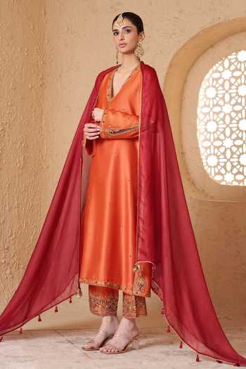Label Niti Bothra Mehrang Orange Applique Kurta Set