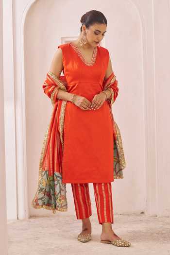 Aamra By Lavanya Orange Silk Hand Embroidered Kurta Set 