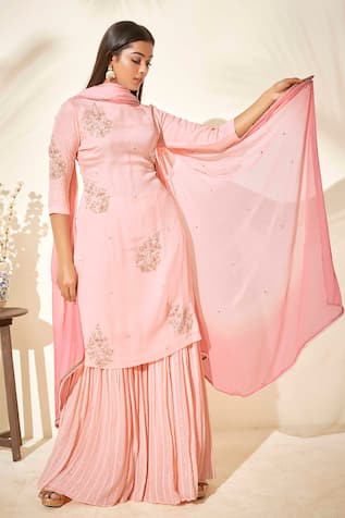 Suruchi Parakh Embroidered Kurta Set 