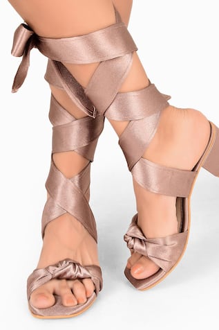 Tie-Up Block Heels 