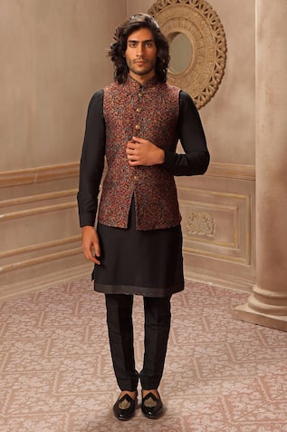 Woven Bundi & Kurta Set 