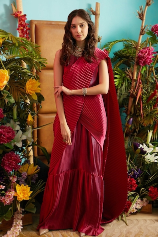 Tasuvure Indies Pleated Saree Gown 