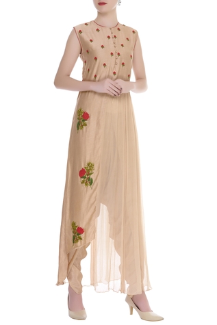 Neeta Bhargava Hand Embroidered Kurta With Dhoti Pants 