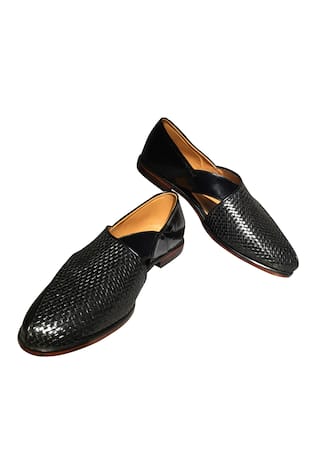 Peshawari woven handcrafted shoes