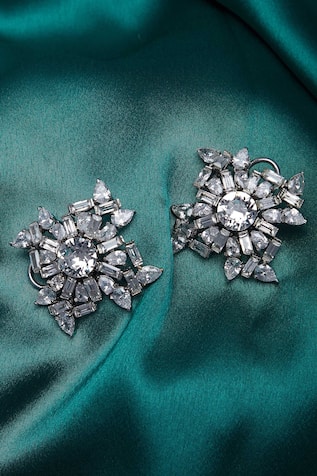 Floral design stone stud earrings