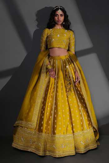 Taisha Zari Embroidered Bridal Lehenga Set 