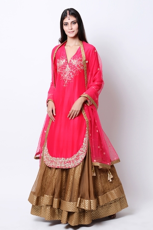 Nikasha Embroidered Kurta Lehenga Set