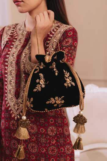 Amyra Embroidered Velvet Potli Bag 