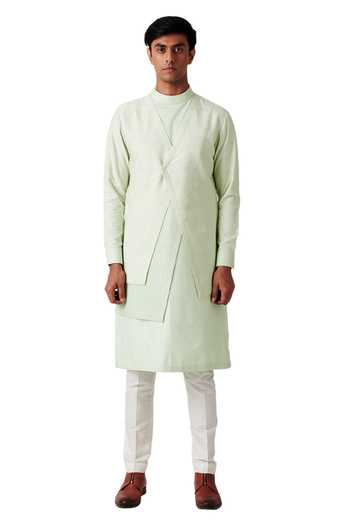 Amaare Embroidered Kurta & Pant Set 