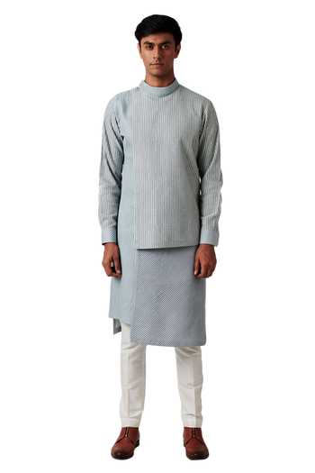 Amaare Pintuck Kurta & Pant Set 