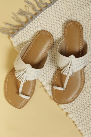 Handmade Kolhapuri Sandals with Tassels 