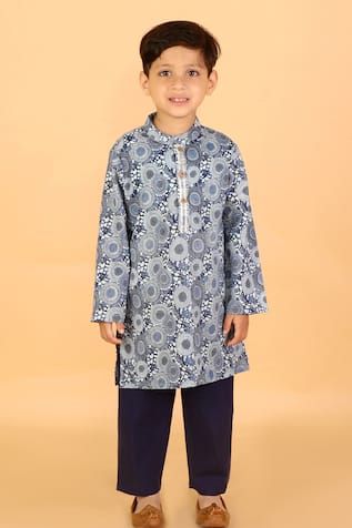 Geometric Print Kurta & Pyjama Set 
