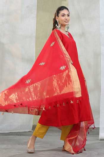 Weaver Story Hand Embroidered Dupatta 