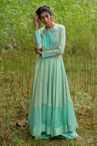 Incheetape Embroidered Flared Kurta Lehenga Set