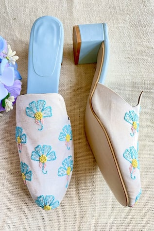 Floral Embroidered Mule Block Heels 